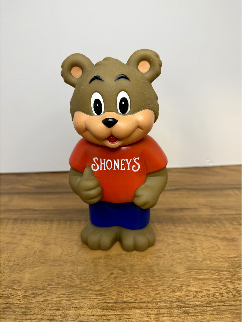 Vintage Shoney’s Bear Coin Bank Figurine – Coins Inside